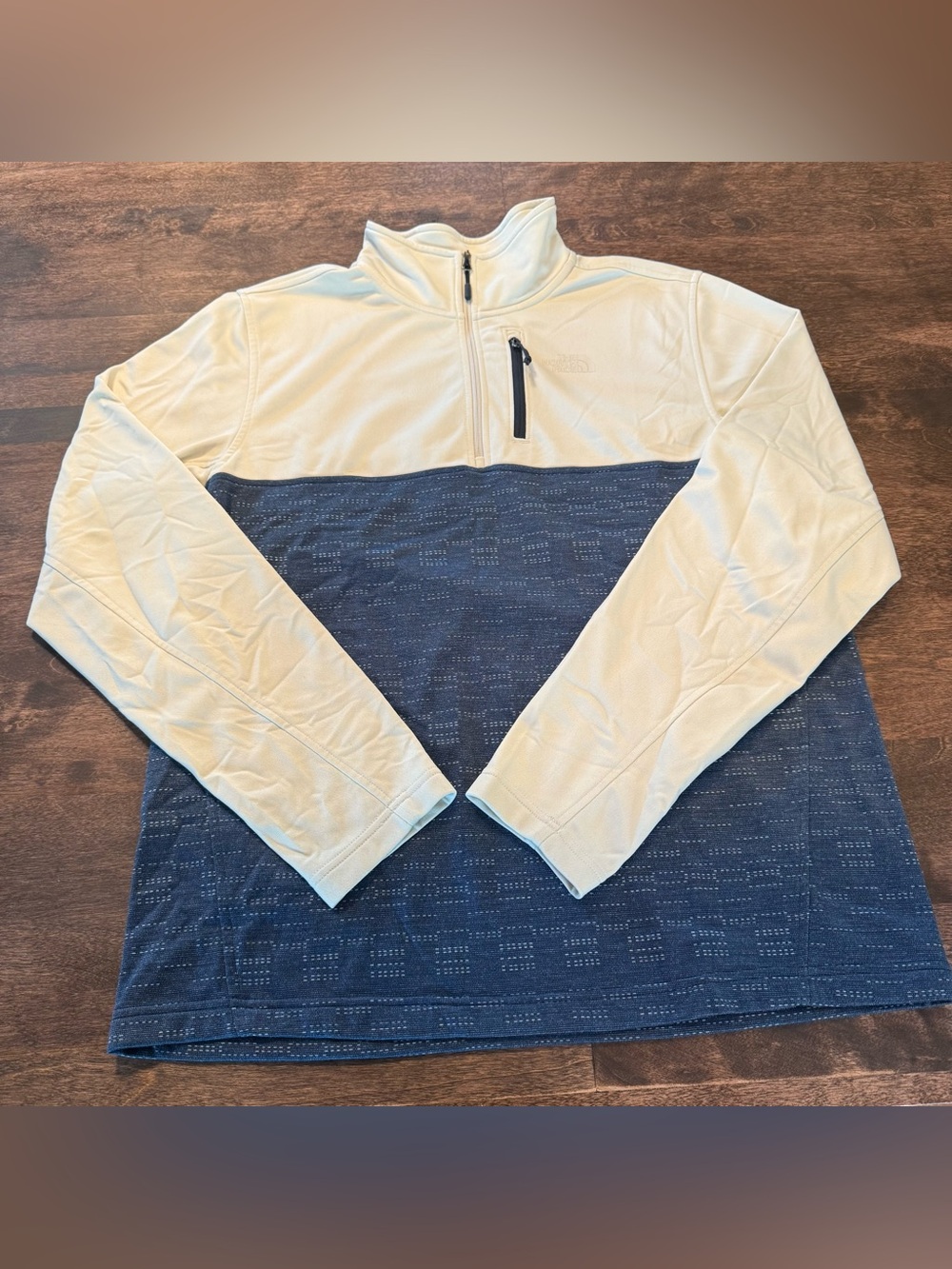 The North Face Men’s Two-Tone Quarter Zip Pullover - Cream & Navy